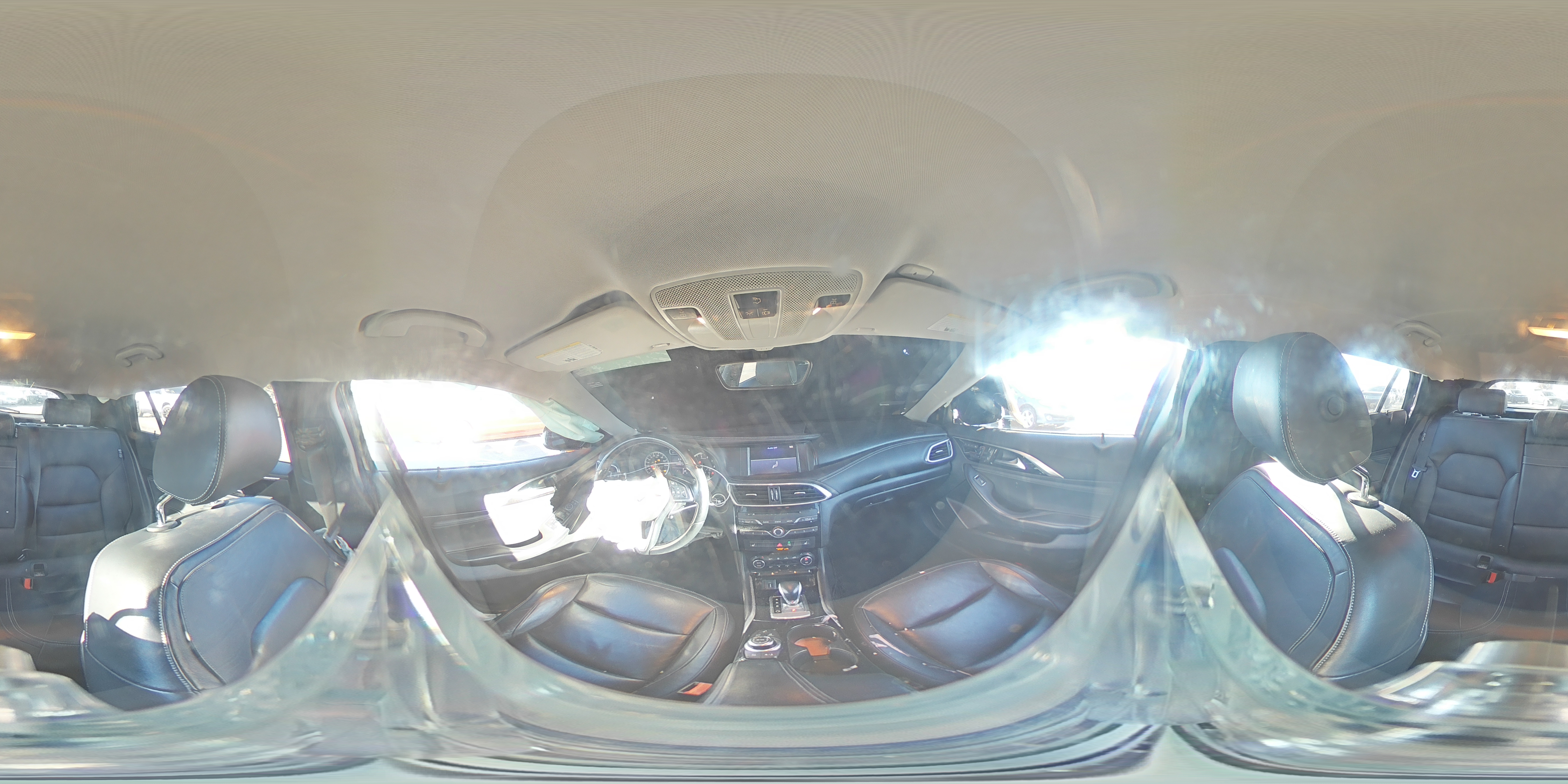 2018 Infiniti QX30 - Image 13