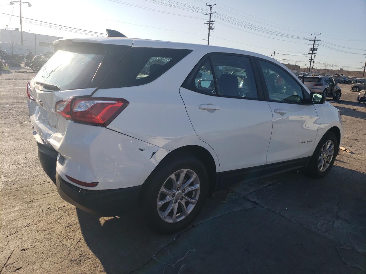 2020 Chevrolet Equinox - Image 3