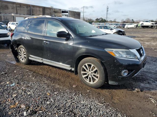  NISSAN PATHFINDER 2016 Czarny