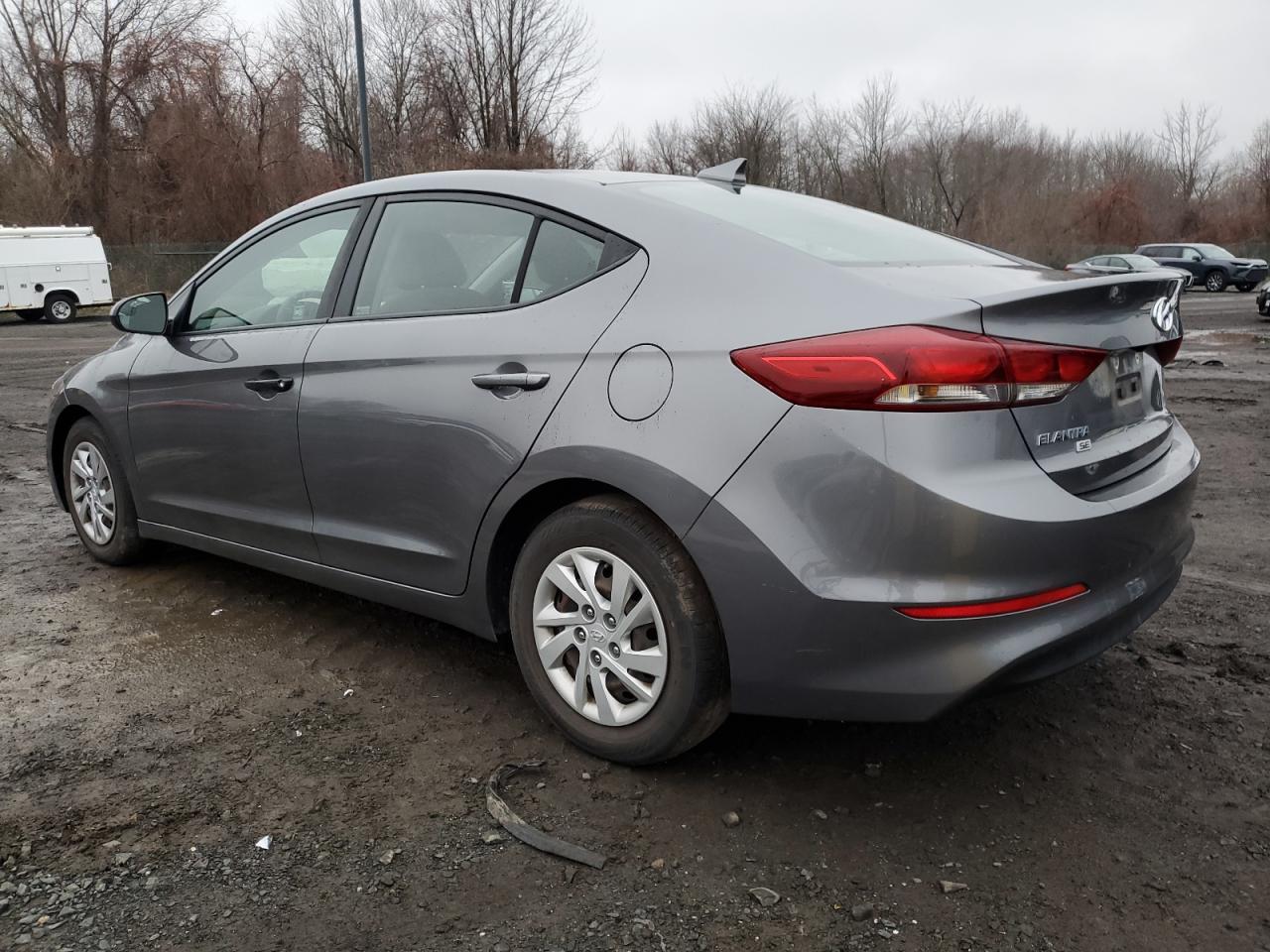 2018 Hyundai Elantra - Image 2