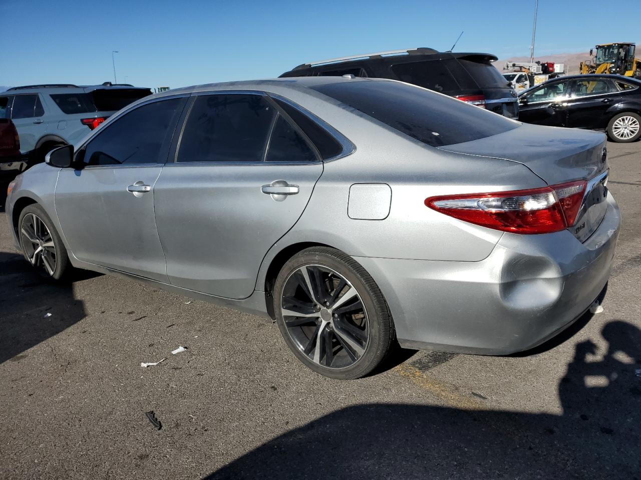 VIN 4T1BF1FK4HU388338 2017 TOYOTA CAMRY no.2