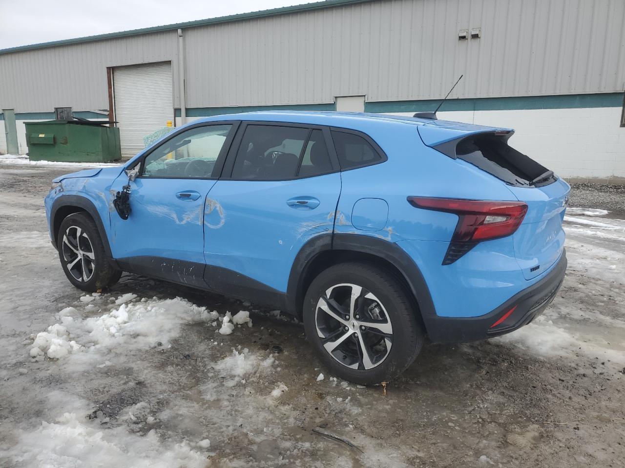 KL77LGE25RC188841 2024 CHEVROLET TRAX - Image 2