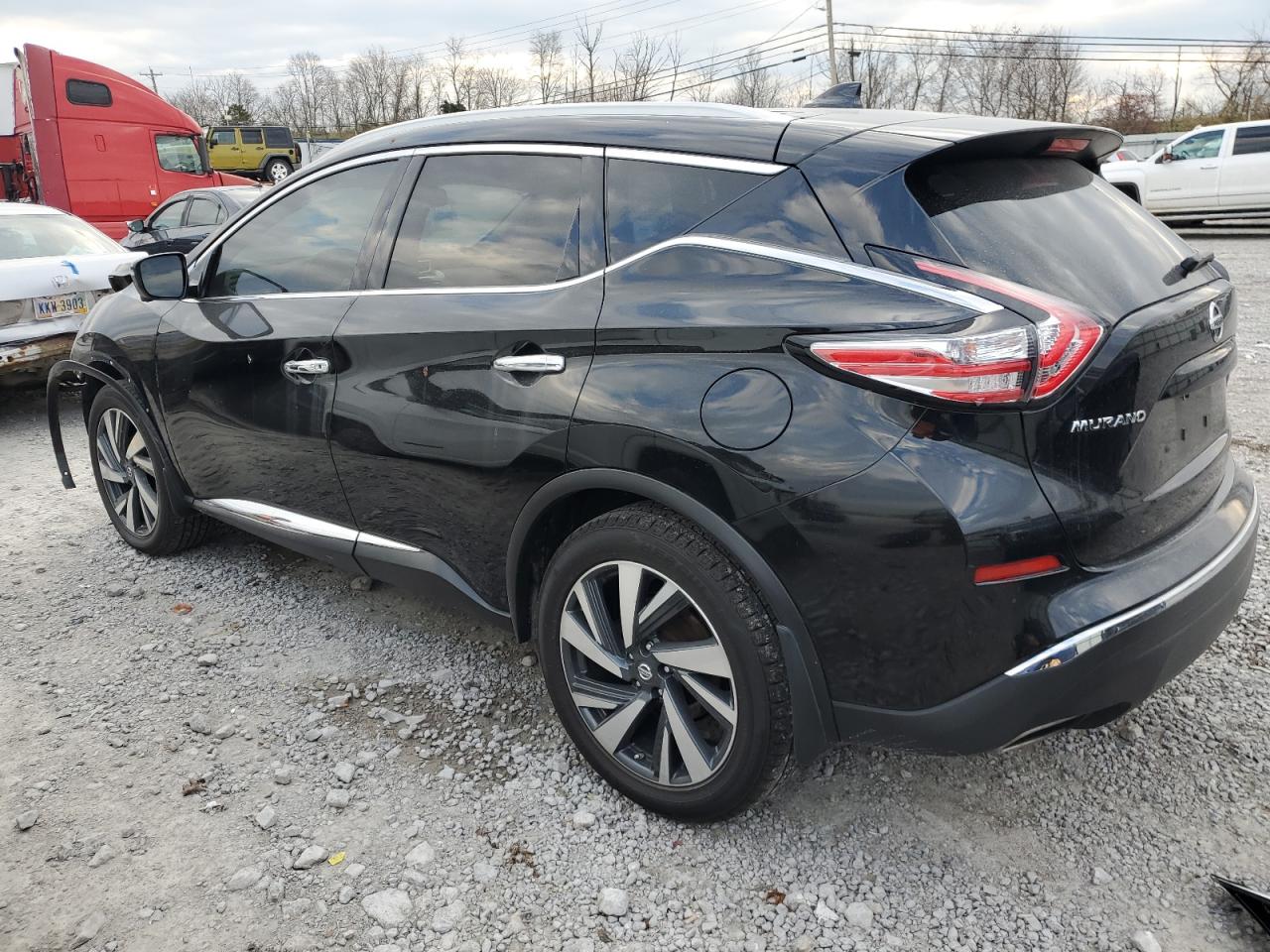 2018 Nissan Murano - Image 2