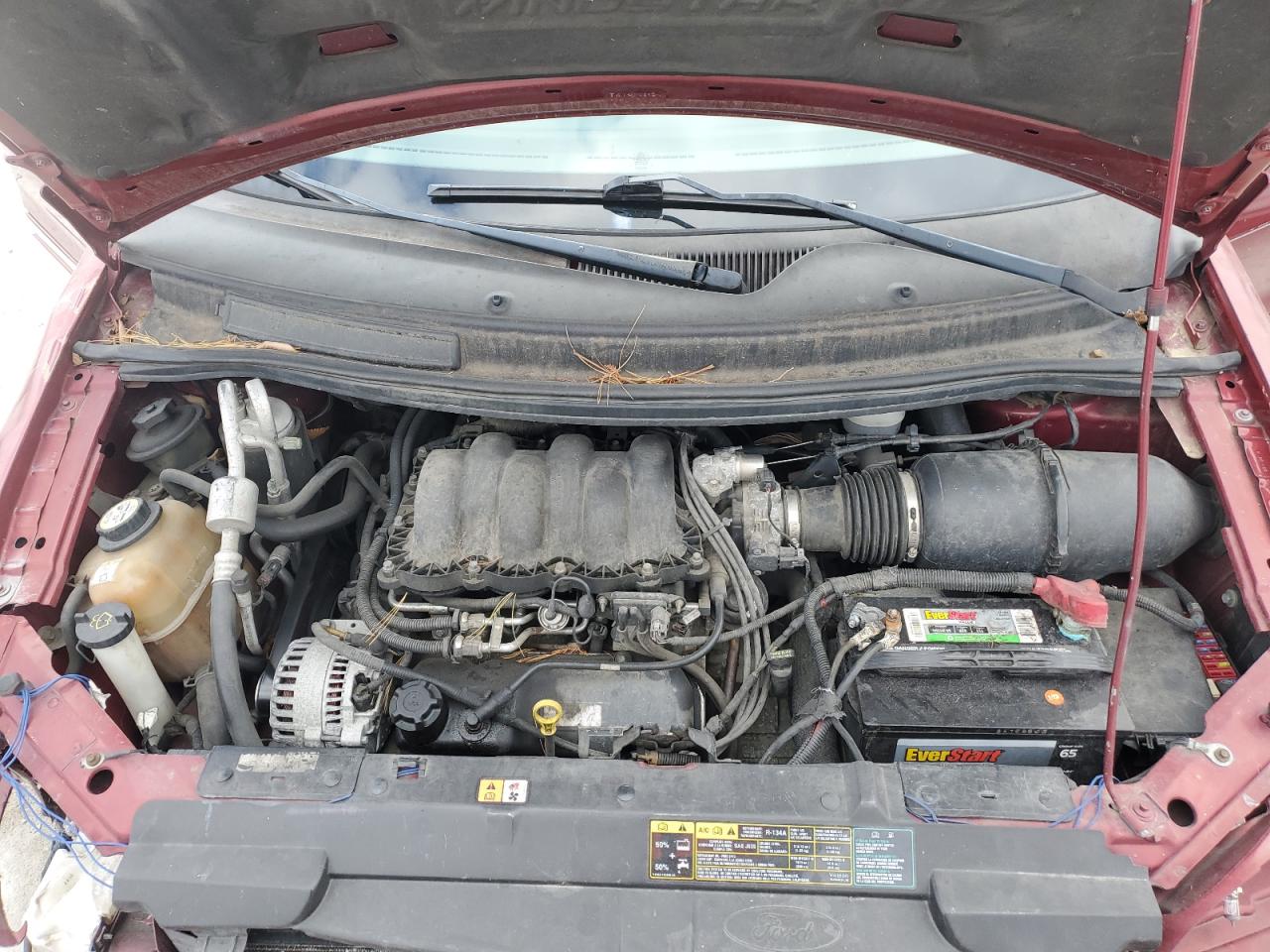 2003 Ford Windstar - Image 12