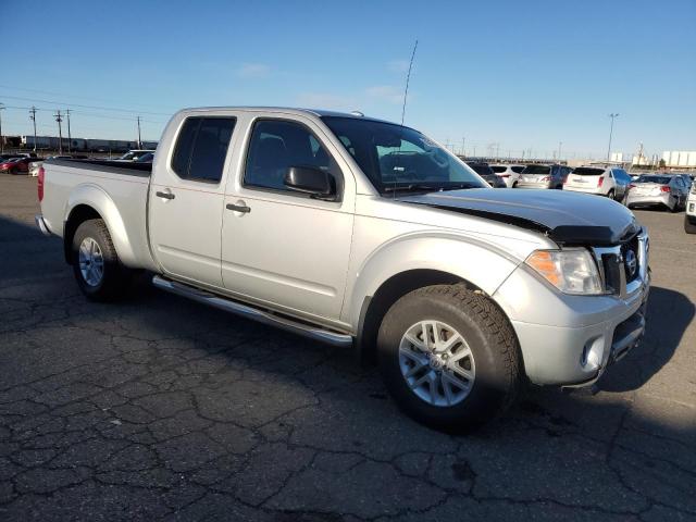  NISSAN FRONTIER 2017 Сріблястий