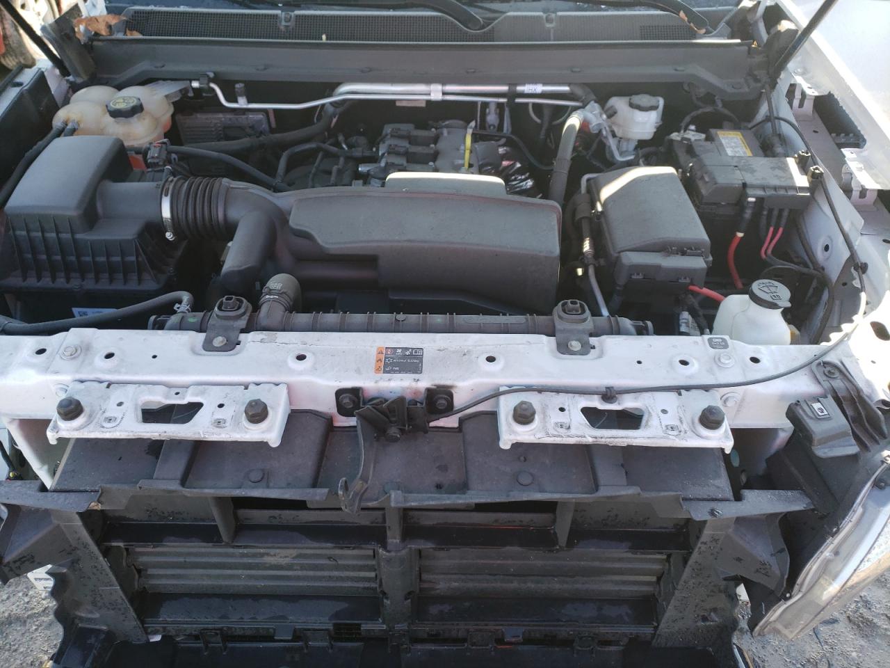 2022 Chevrolet Colorado - Image 11