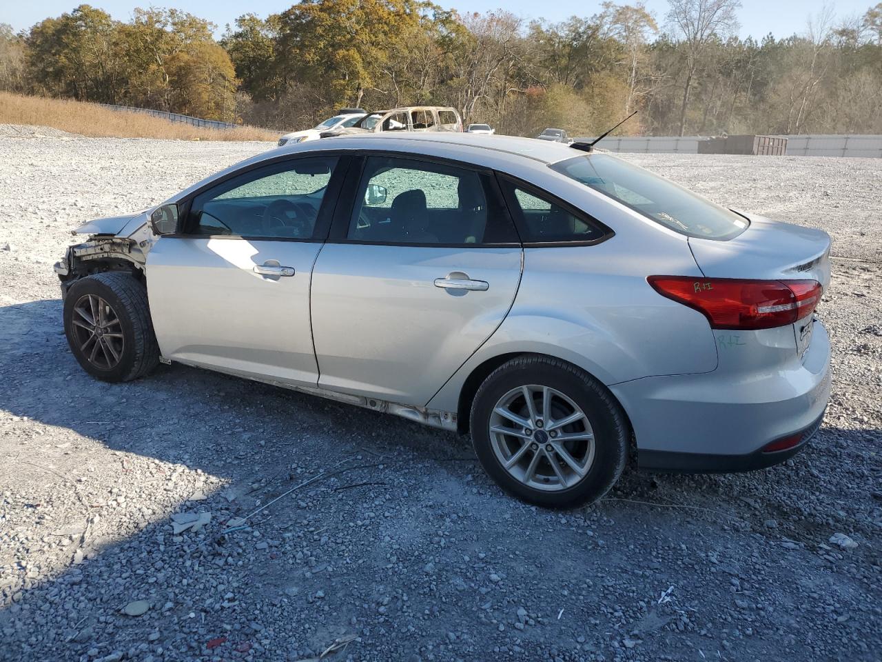 VIN 1FADP3F23GL236387 2016 FORD FOCUS no.2