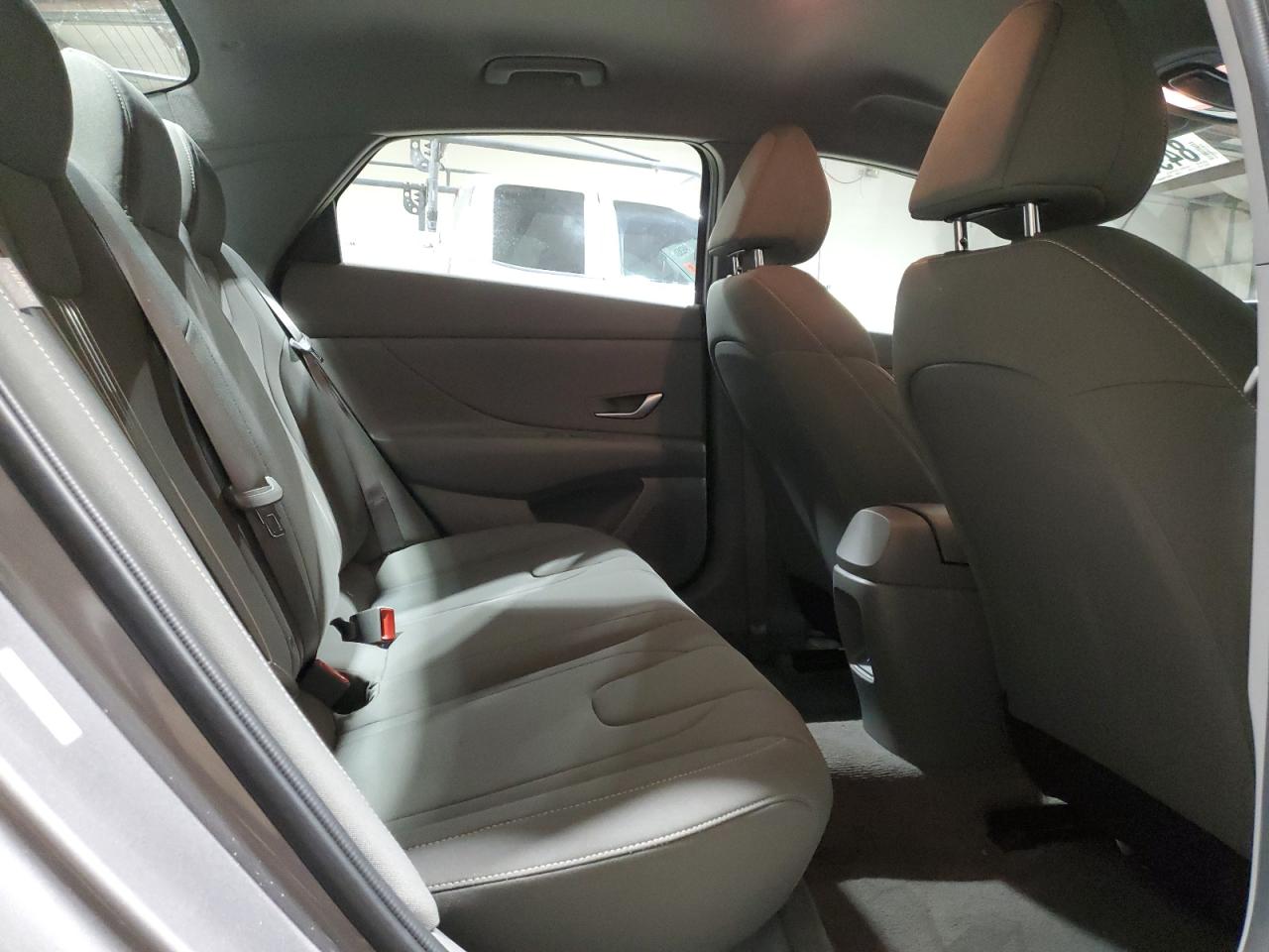 2024 Hyundai Elantra - Image 10