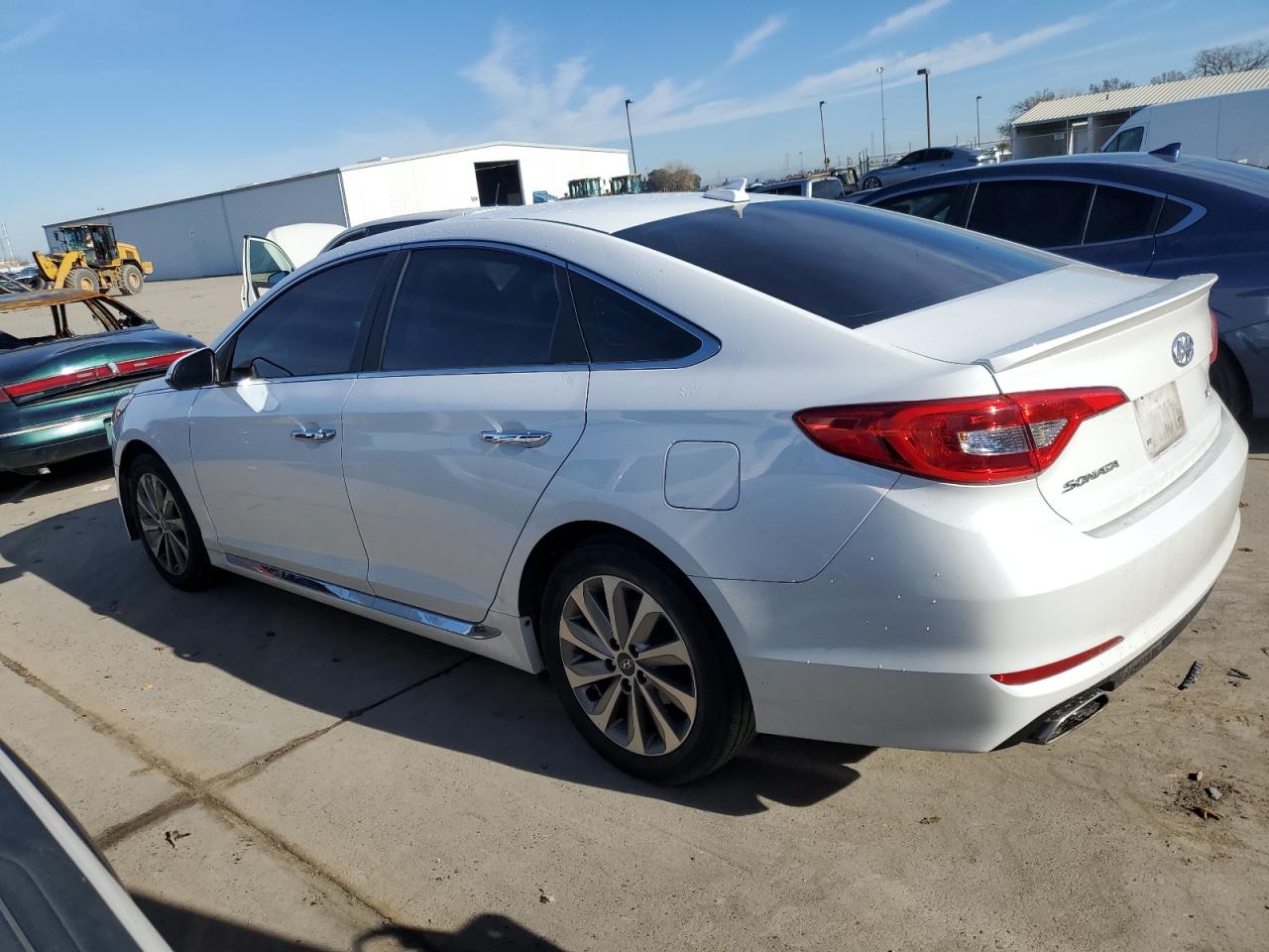 2016 Hyundai Sonata - Image 2