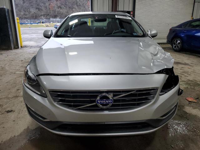  VOLVO S60 2016 Srebrny