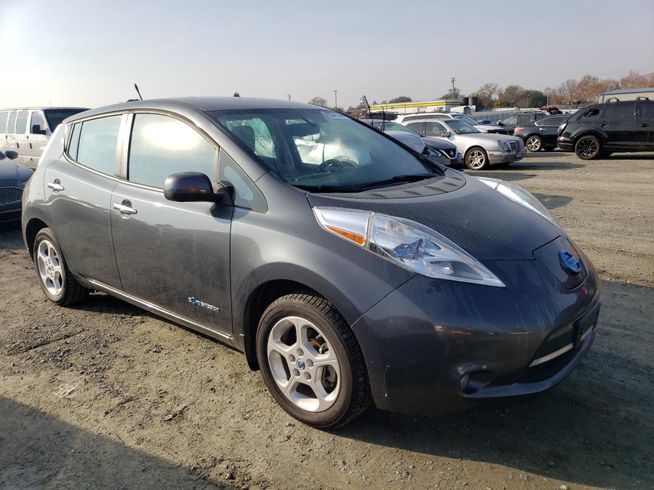 VIN 1N4AZ0CPXDC405232 2013 NISSAN LEAF no.4