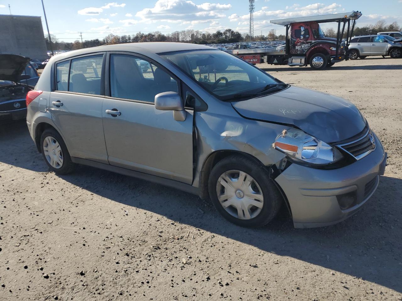 2010 Nissan Versa - Image 4