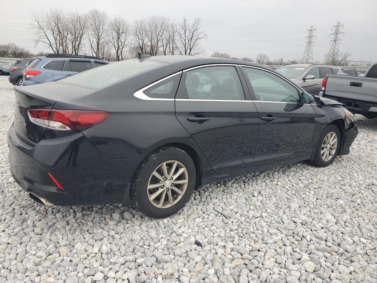 VIN 5NPE24AF6KH807123 2019 HYUNDAI SONATA no.3