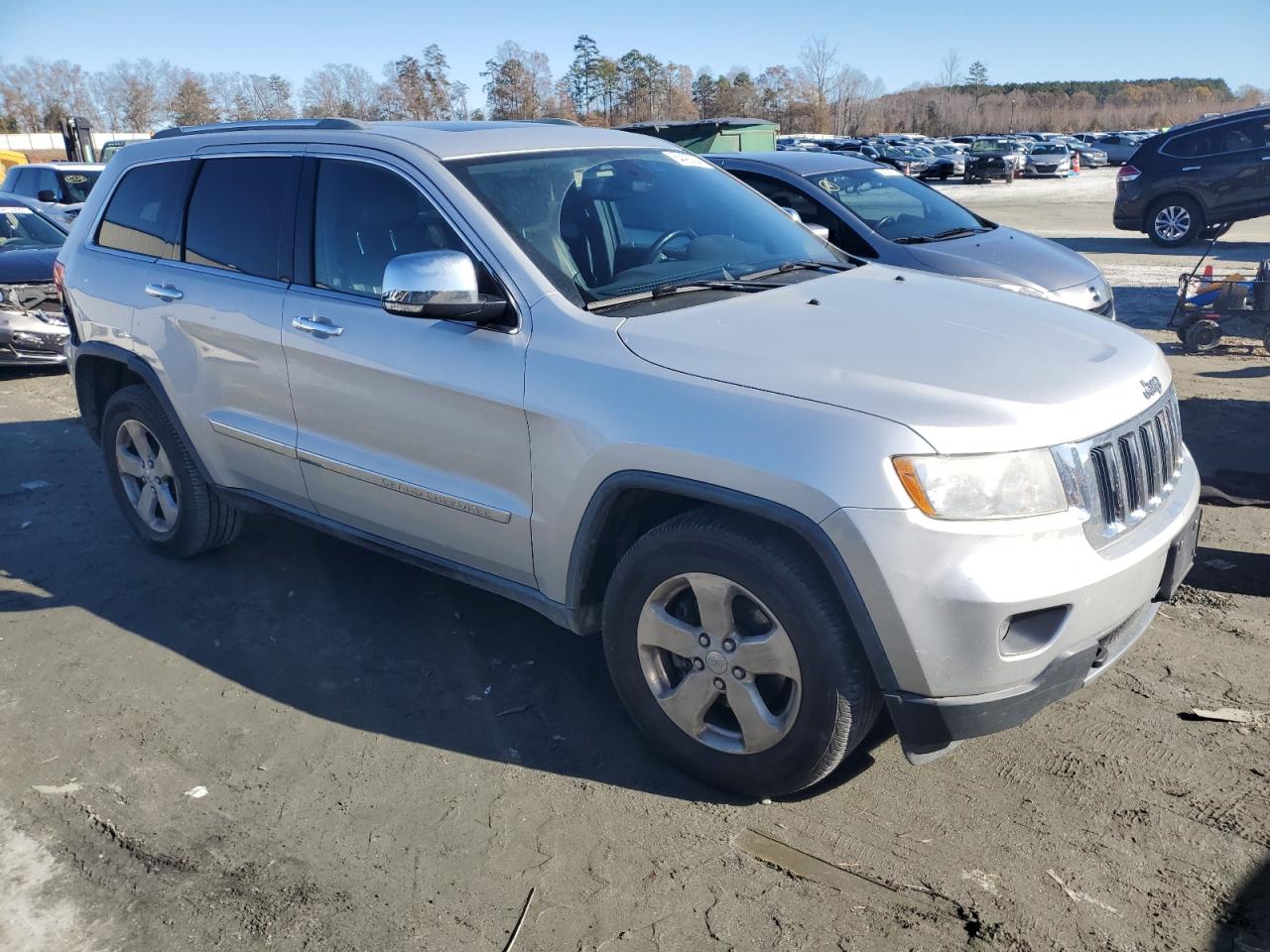 2012 Jeep Grand Cherokee - Image 4