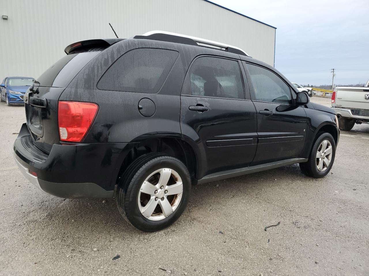 2007 Pontiac Torrent - Image 3