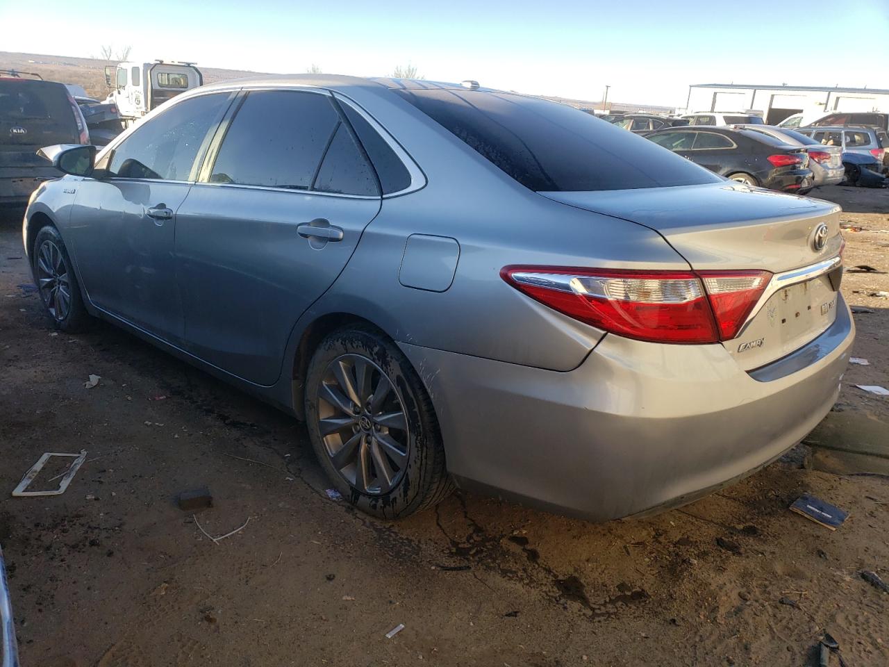 VIN 4T1BD1FK5GU190310 2016 TOYOTA CAMRY no.2