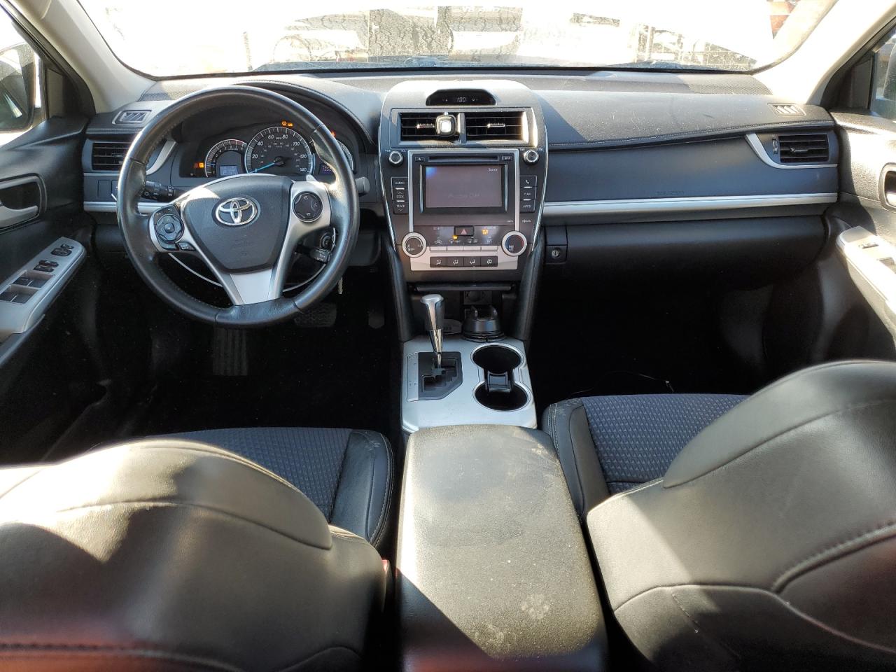 2014 Toyota Camry - Image 8