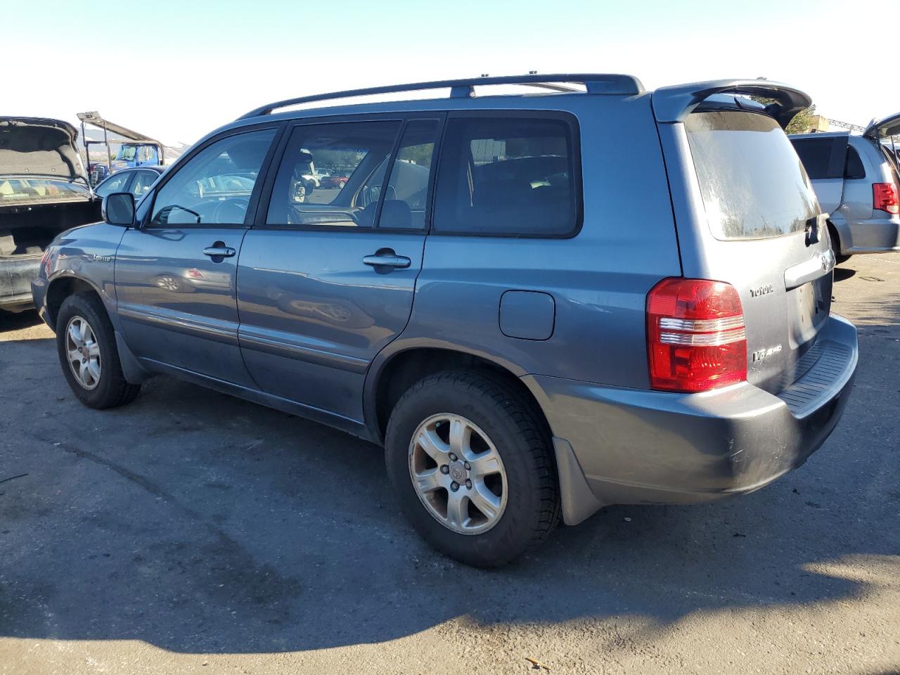 2003 Toyota Highlander - Image 2