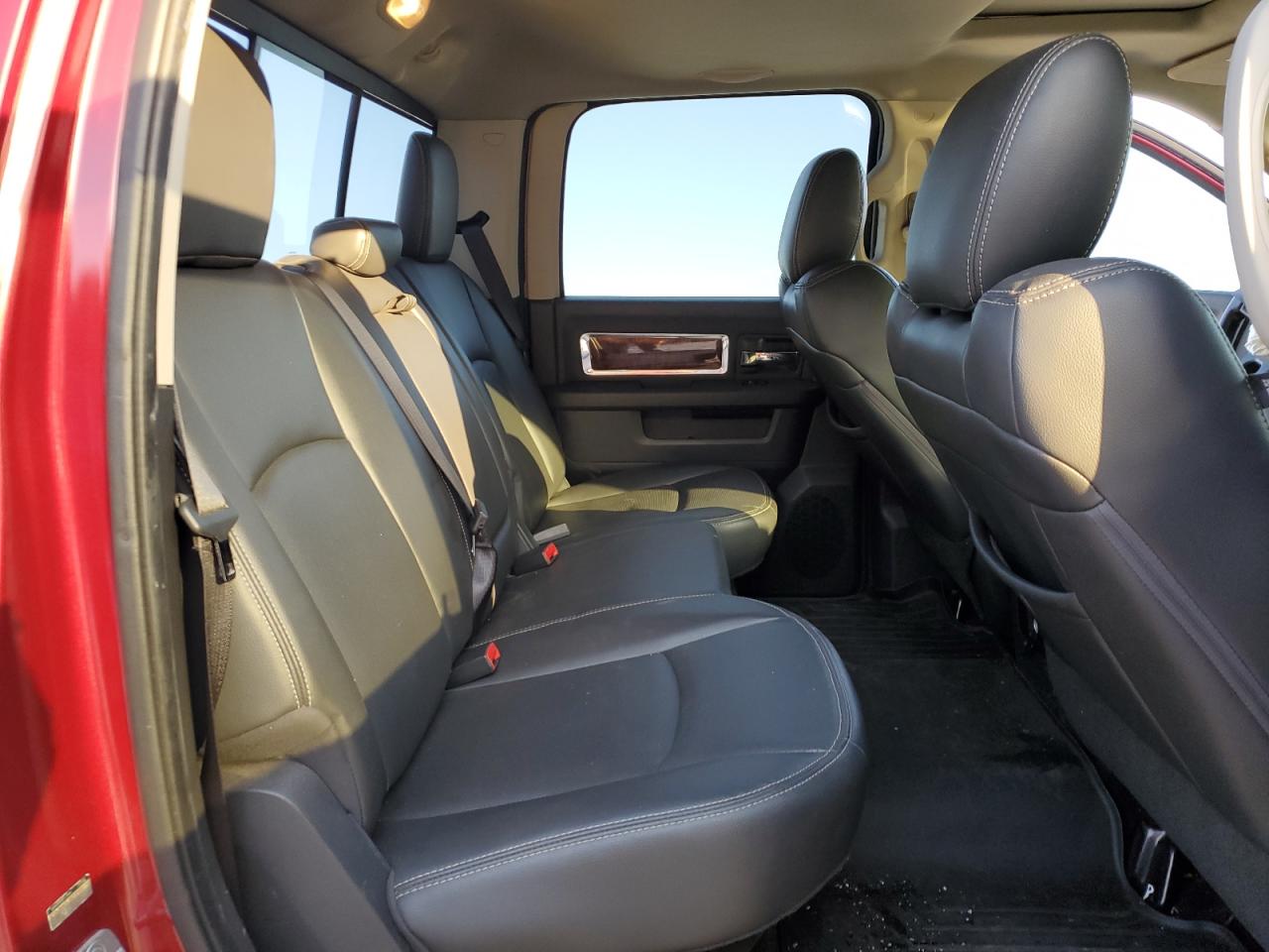 2012 Dodge RAM - Image 10