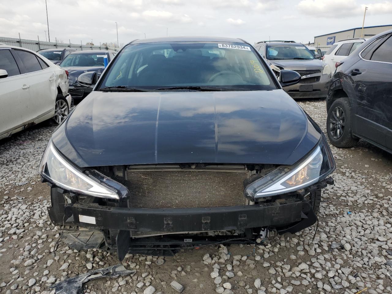 2020 Hyundai Elantra - Image 5