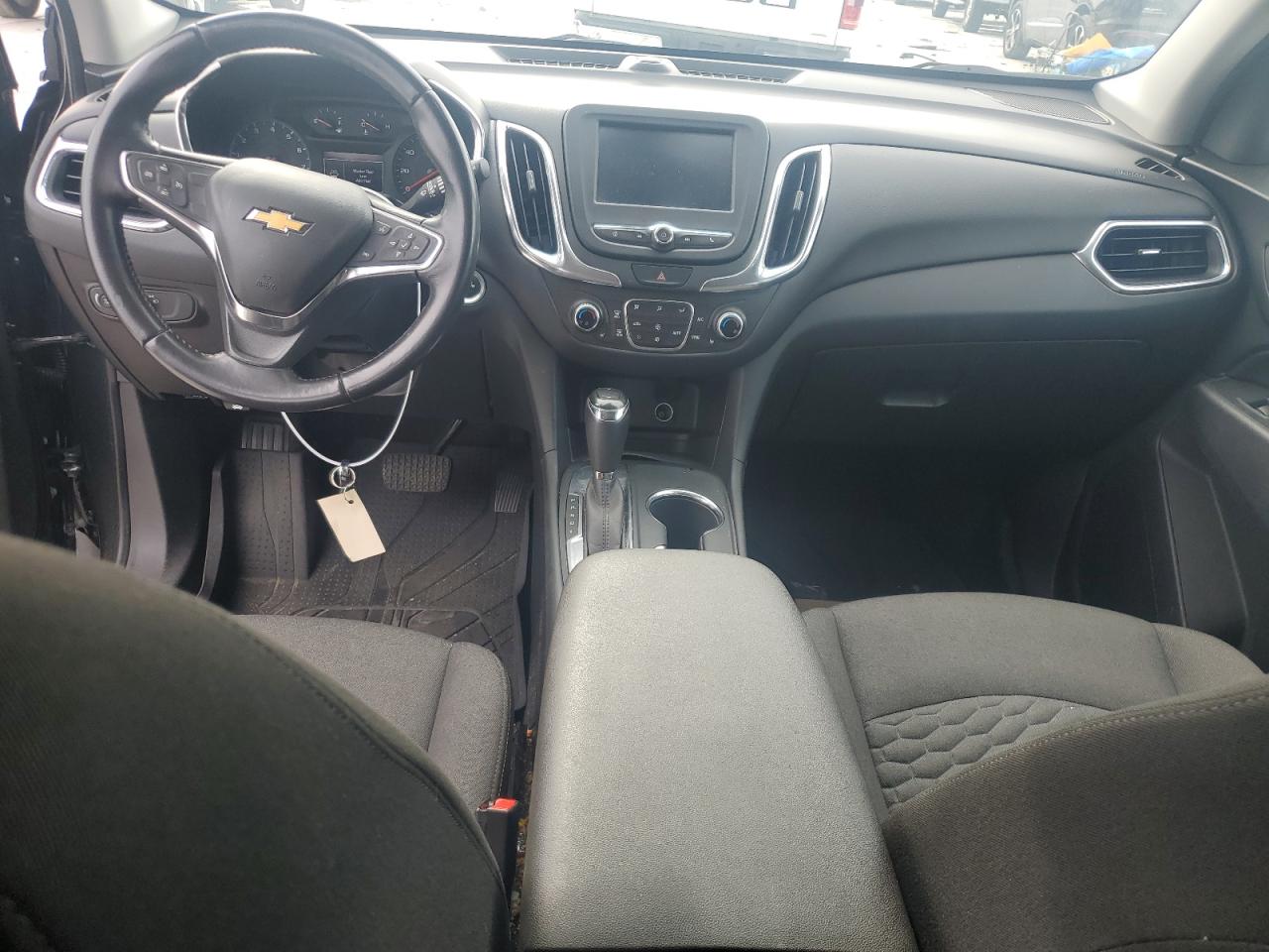 2018 Chevrolet Equinox - Image 8