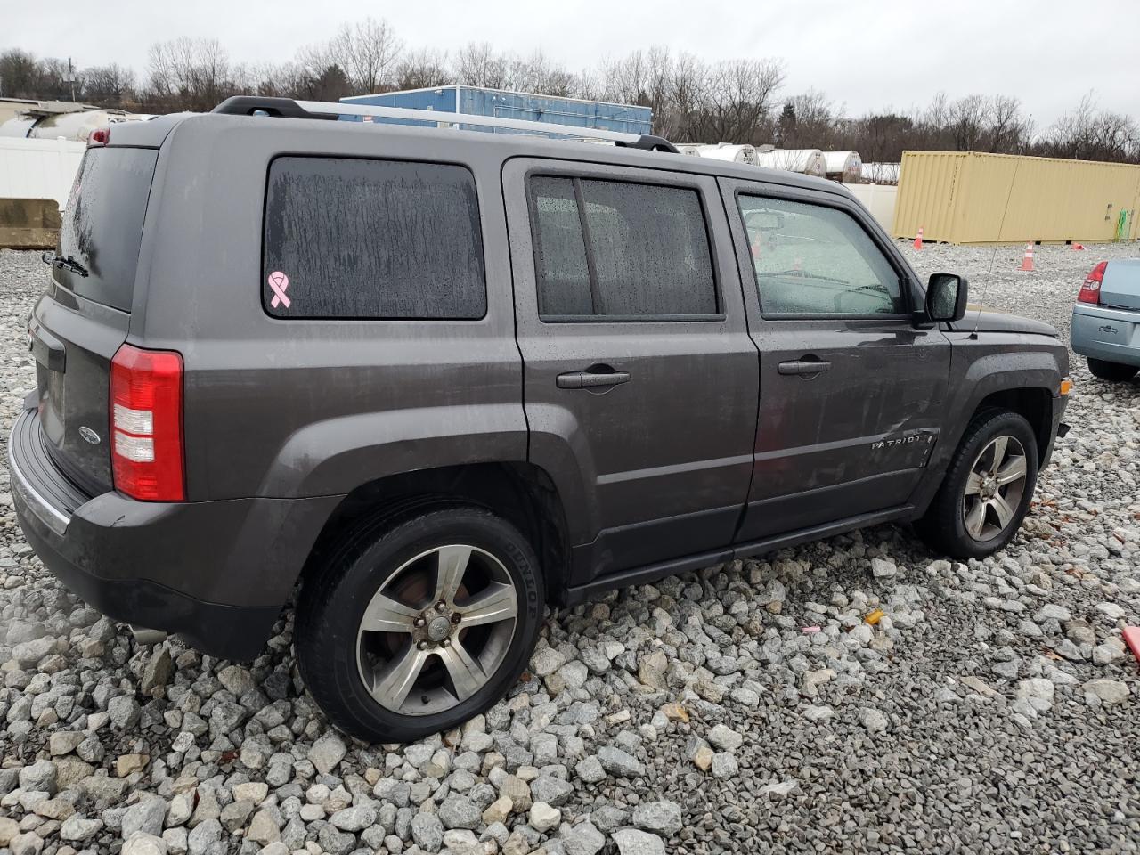 VIN 1C4NJPFA1HD211692 2017 JEEP PATRIOT no.3