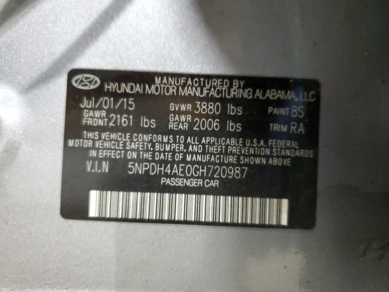2016 Hyundai Elantra - Image 12