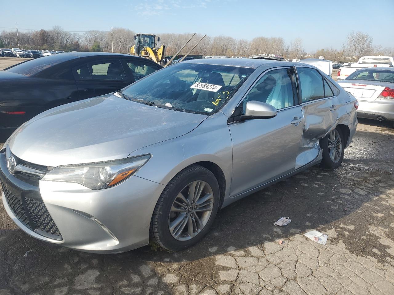 VIN 4T1BF1FK3GU208281 2016 TOYOTA CAMRY no.1