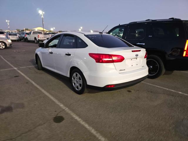 Sedans FORD FOCUS 2015 White