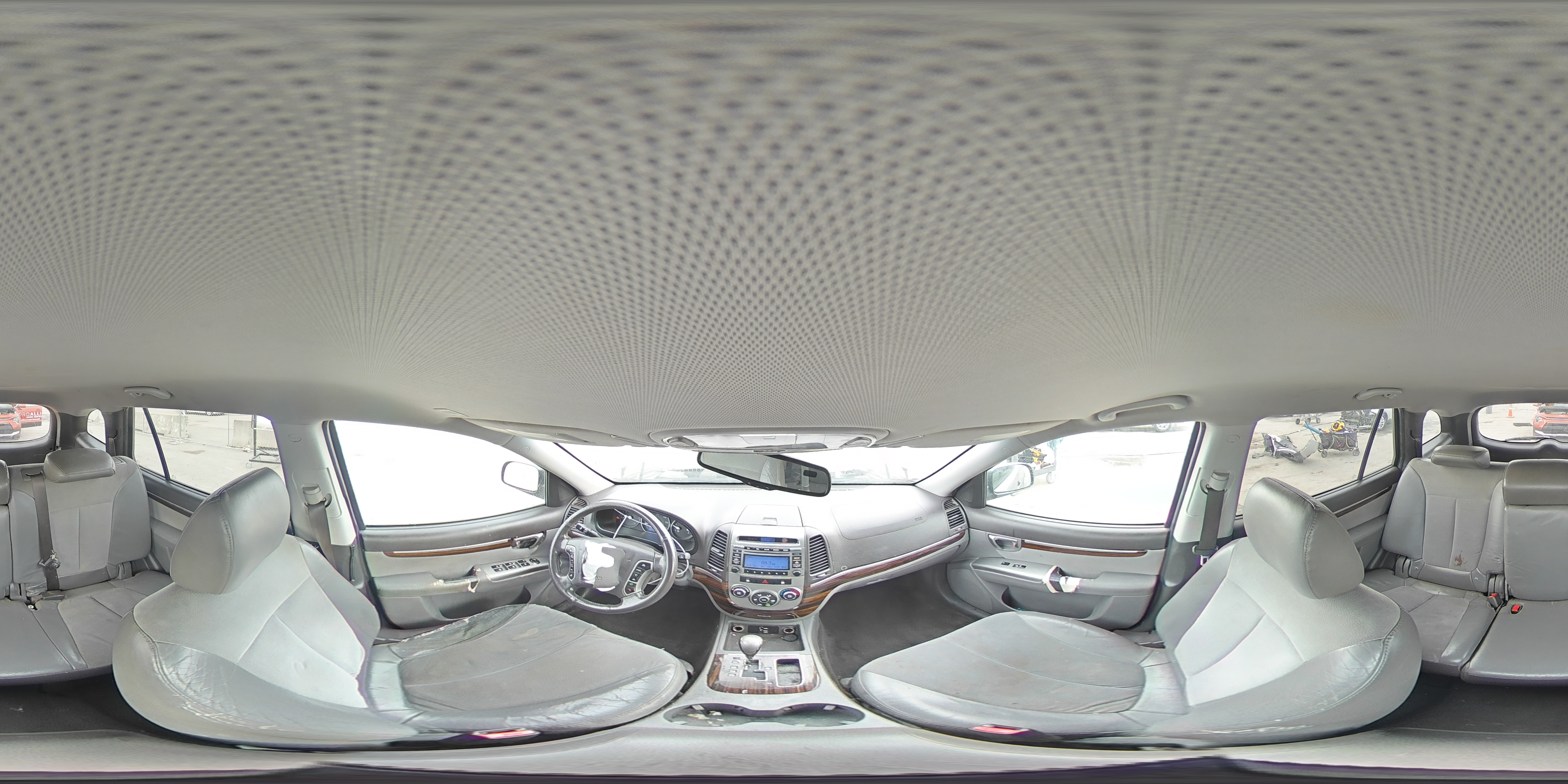 2012 Hyundai Santa Fe - Image 16