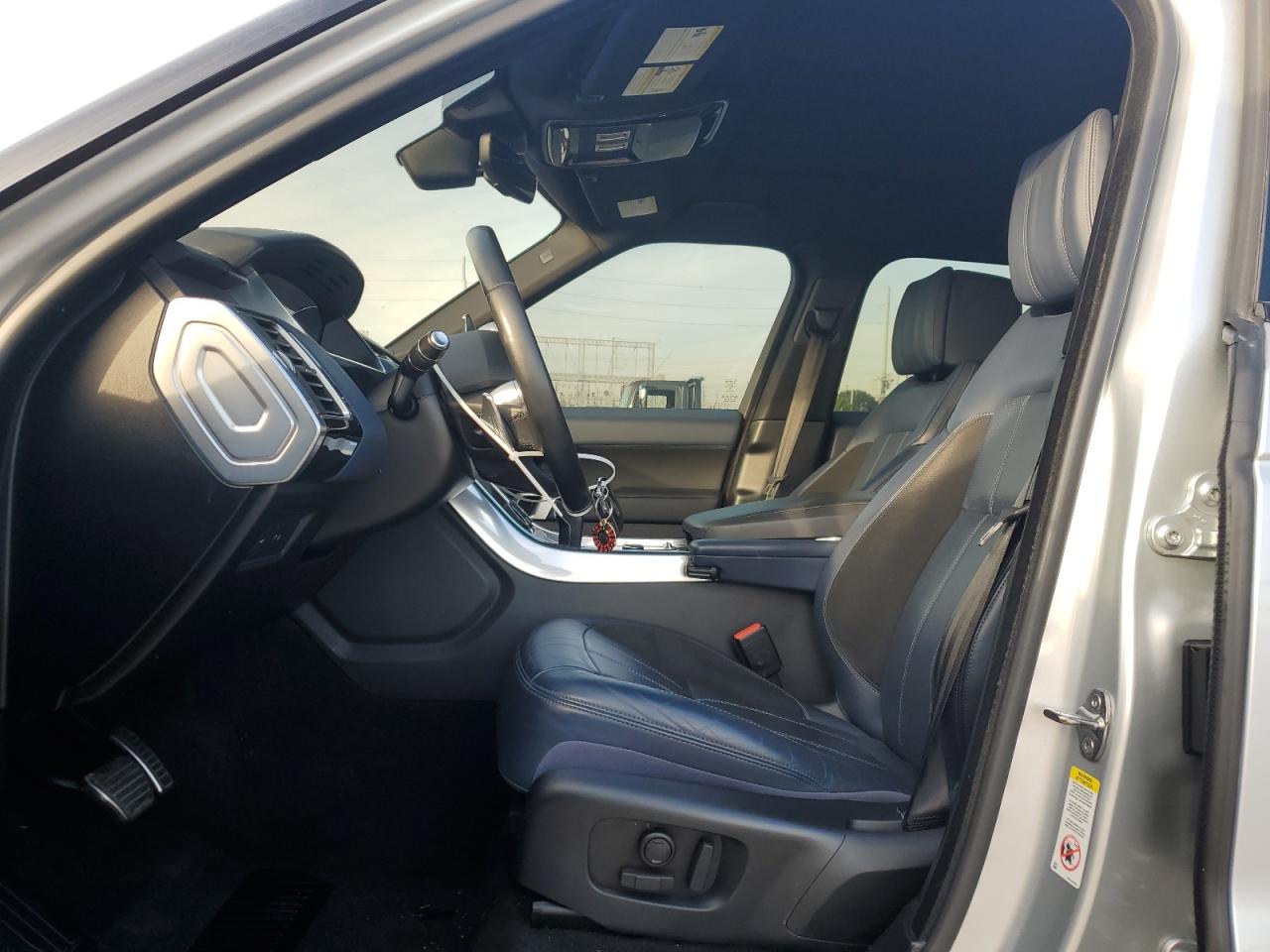 2019 Land Rover Range Rover - Image 7