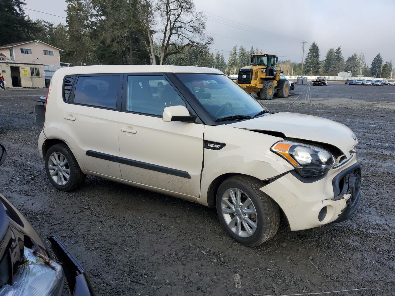 VIN KNDJT2A58D7762622 2013 KIA SOUL no.4