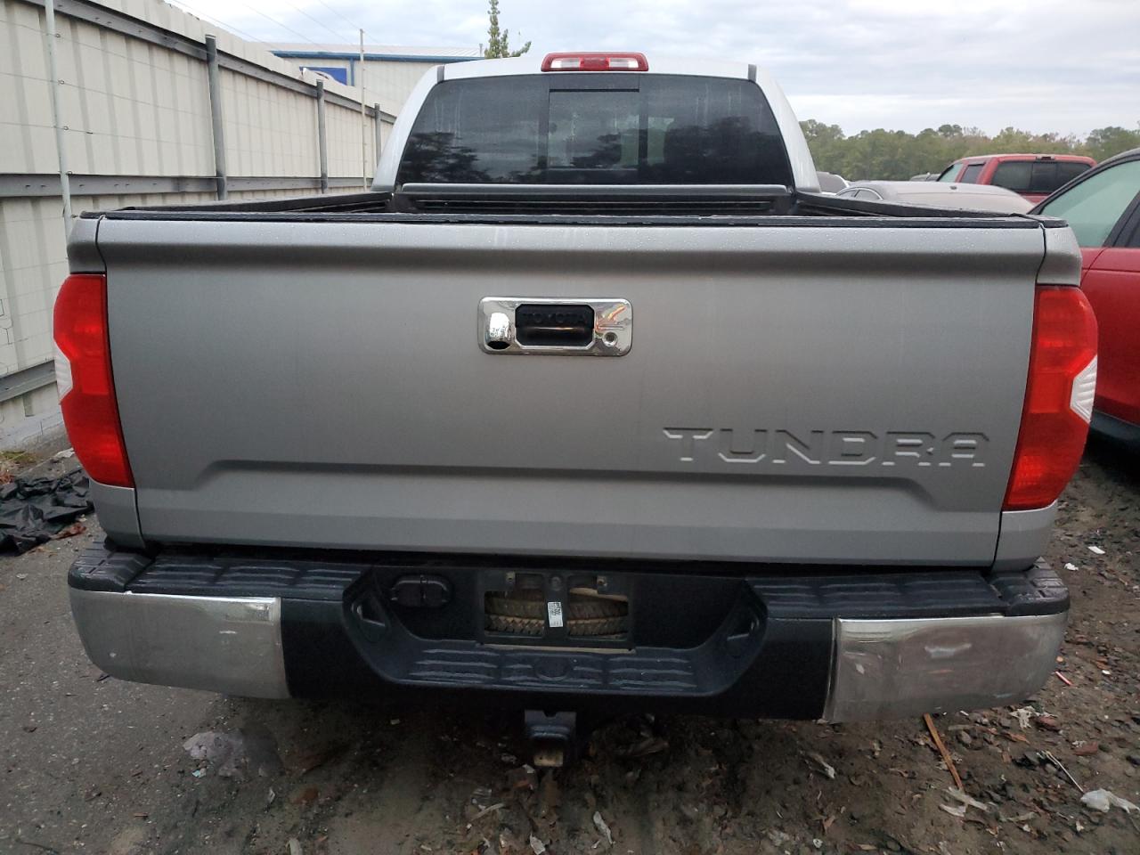 2017 Toyota Tundra - Image 6