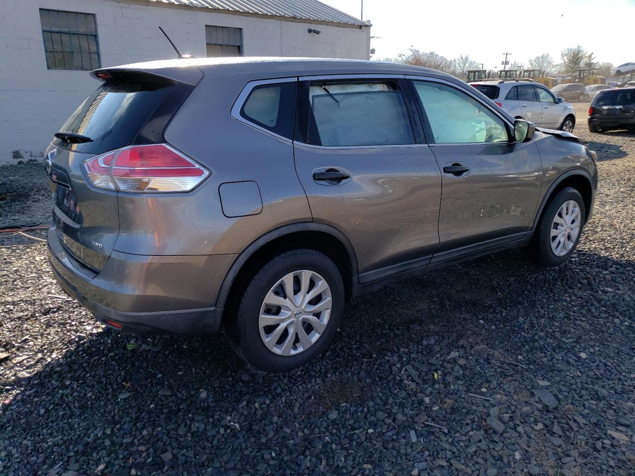 VIN KNMAT2MV3GP628374 2016 NISSAN ROGUE no.3