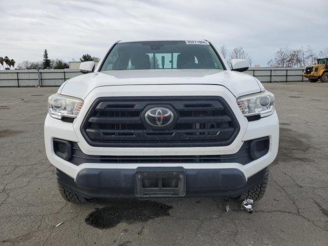  TOYOTA TACOMA 2018 Biały