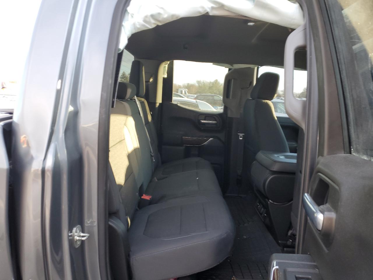 2021 GMC Sierra - Image 11