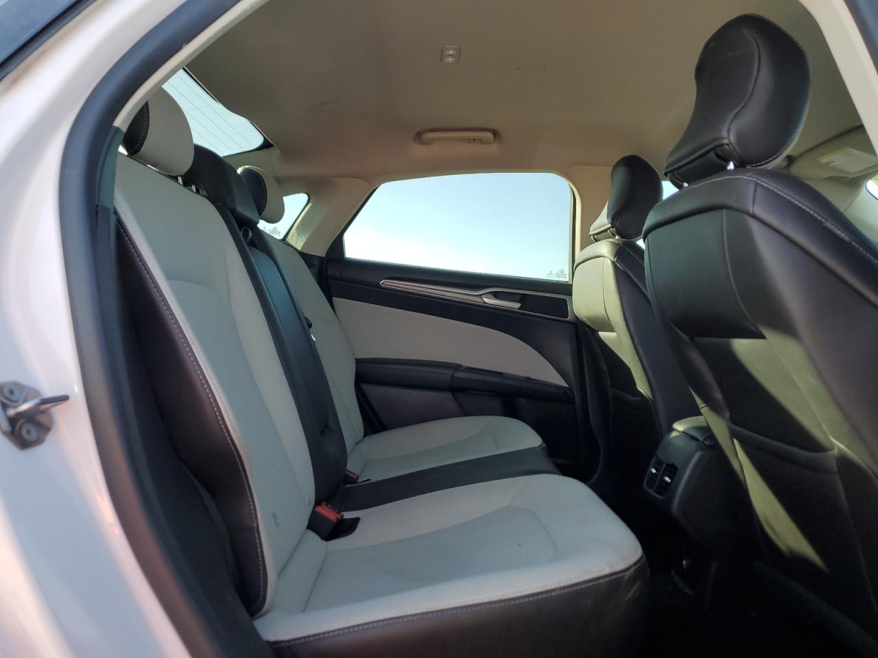 2019 Ford Fusion - Image 10