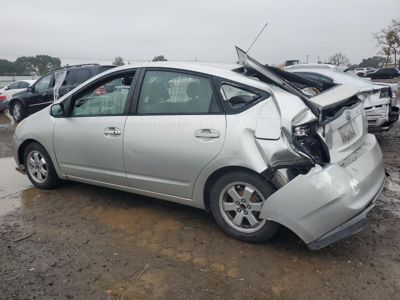 2005 Toyota Prius - Image 2