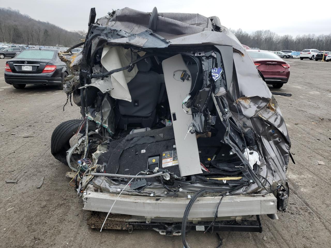2021 Toyota Sienna - Image 6