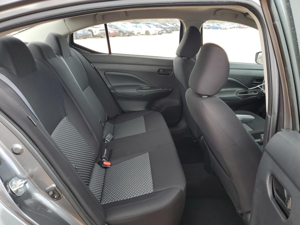 2021 Nissan Versa - Image 10