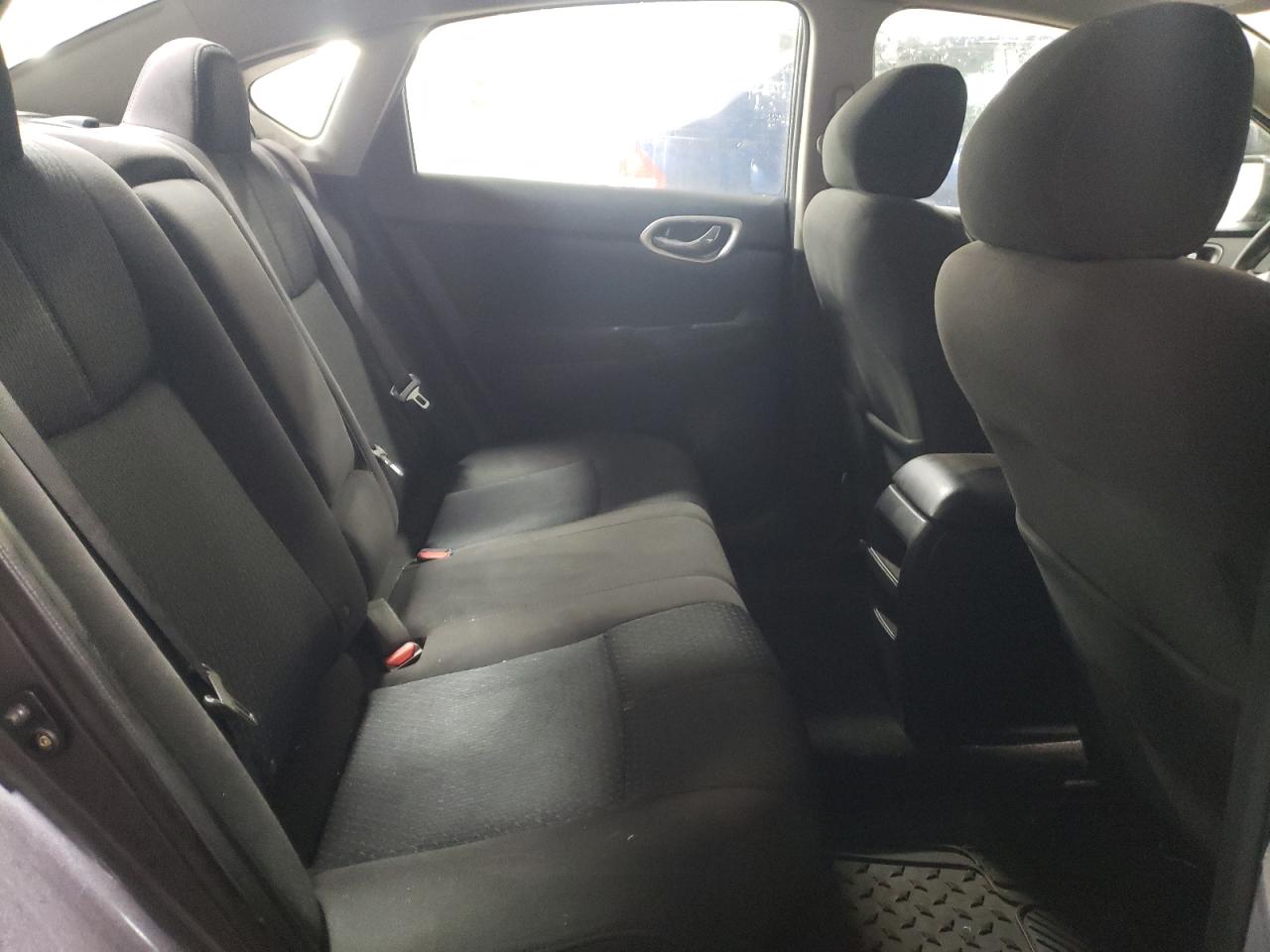 2013 Nissan Sentra - Image 10