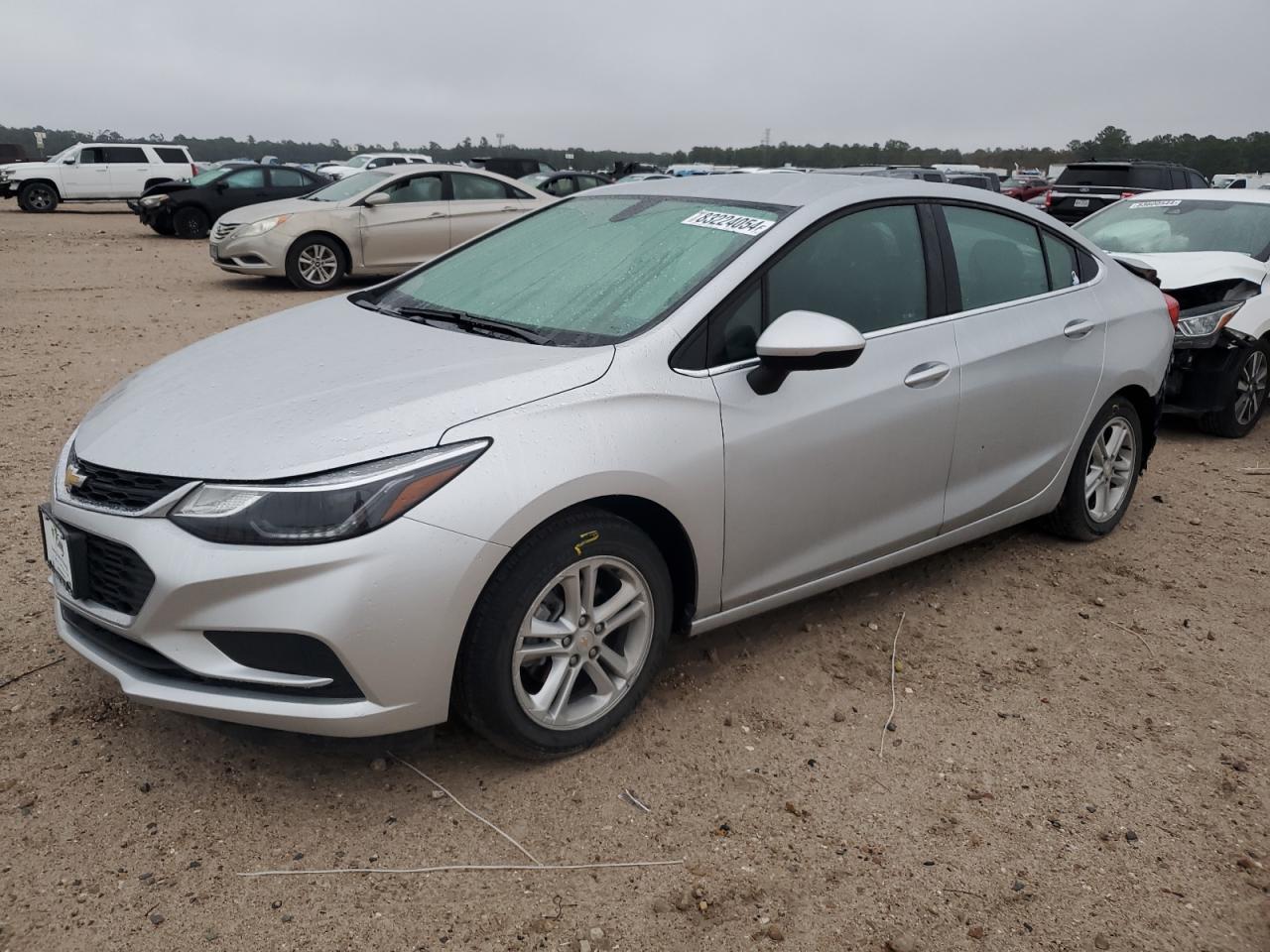 2018 Chevrolet Cruze - Image 1