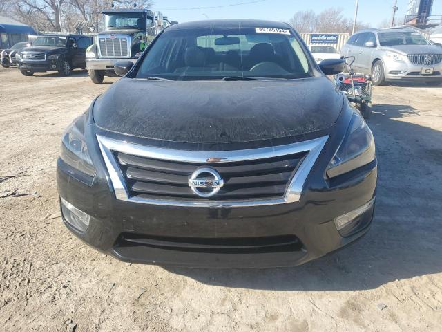 Sedans NISSAN ALTIMA 2015 Czarny