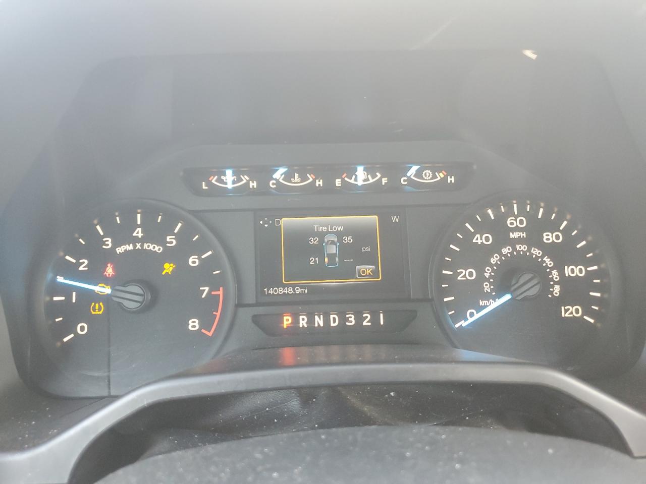 2015 Ford F150 VIN: 1FTMF1C8XFKD61191 Lot: 83330954