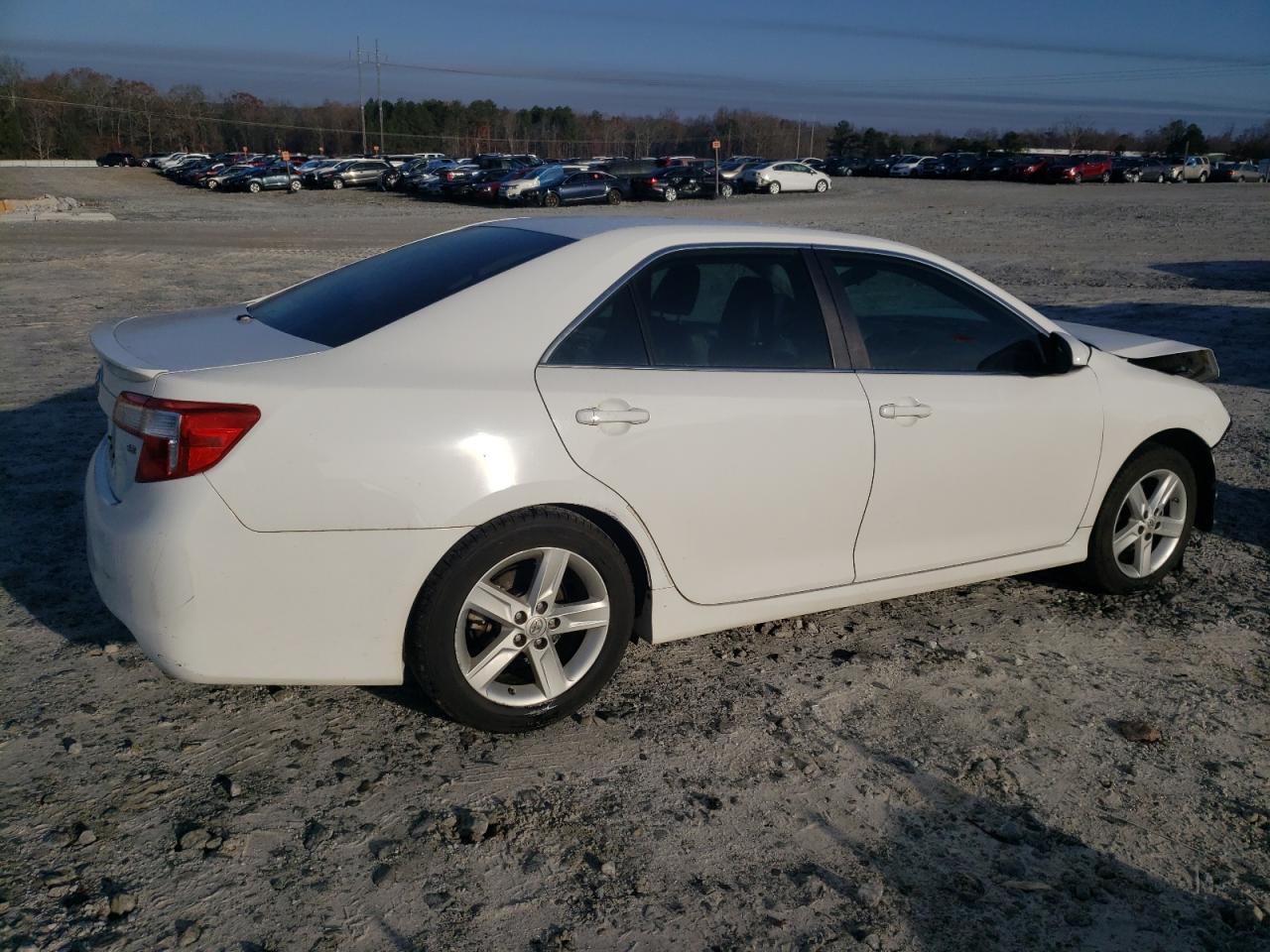 VIN 4T1BF1FK6DU290535 2013 TOYOTA CAMRY no.3