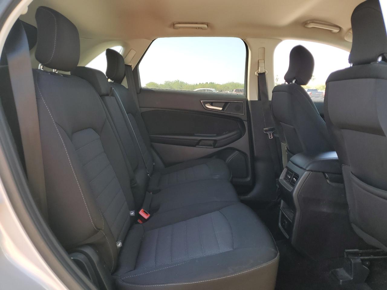 2017 Ford Edge - Image 11