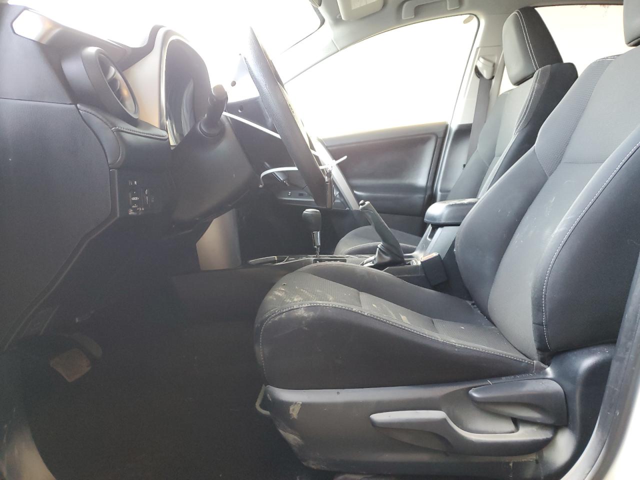 2018 Toyota RAV 4 - Image 7