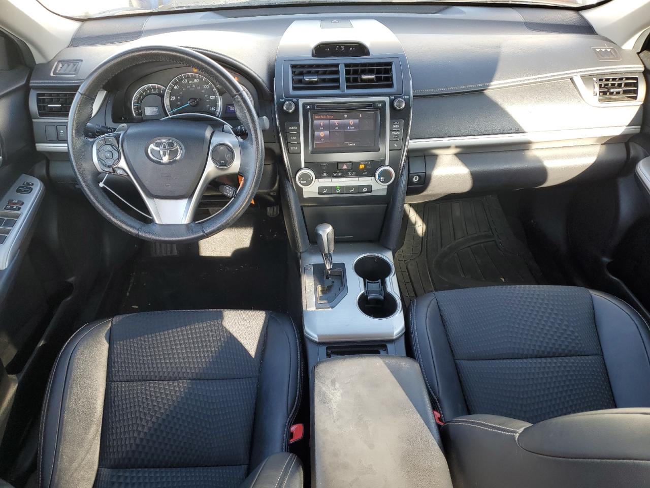 2014 Toyota Camry - Image 8