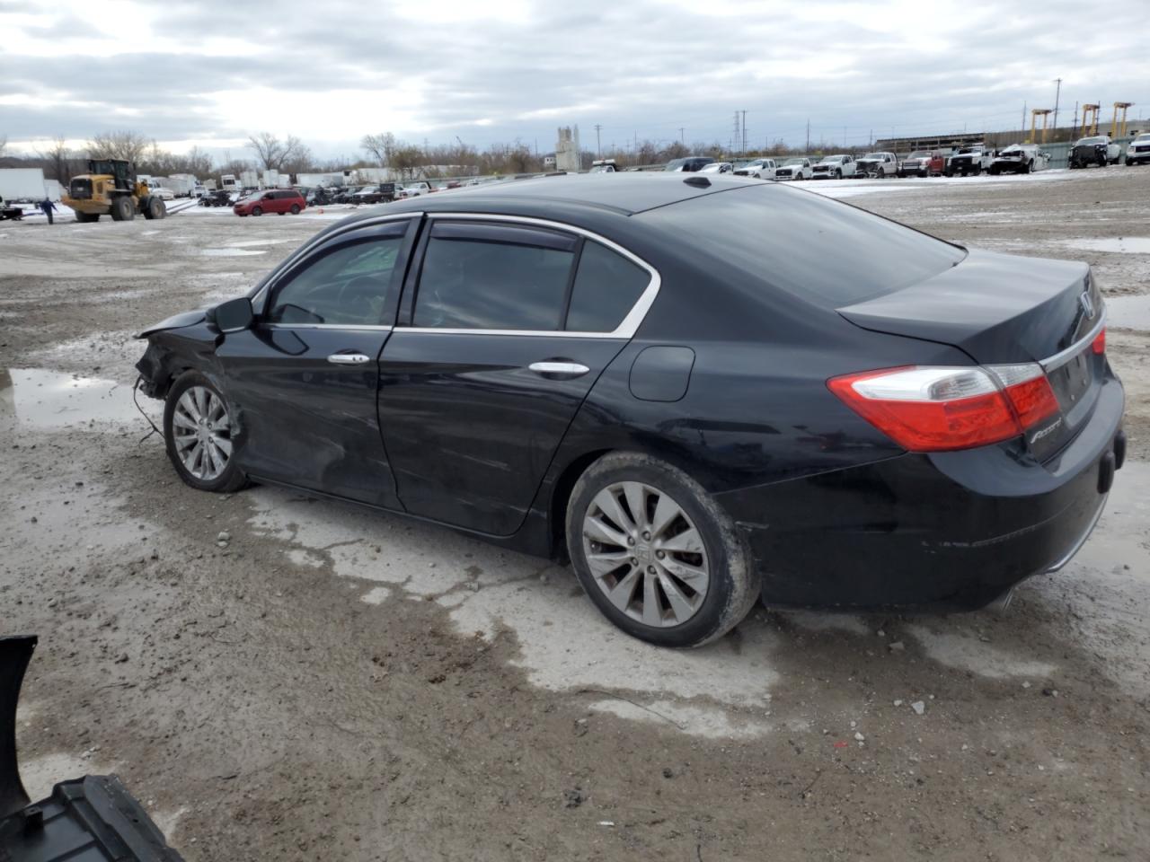 VIN 1HGCR3F84DA026006 2013 HONDA ACCORD no.2