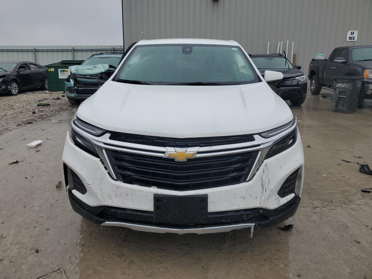 2022 Chevrolet Equinox - Image 5